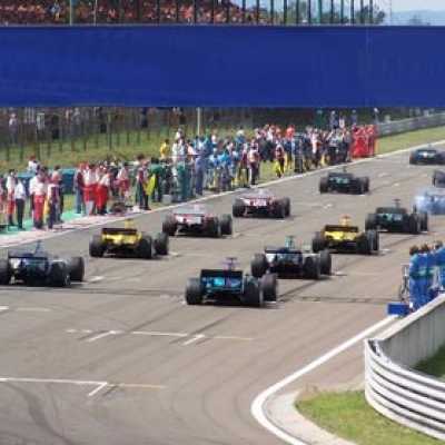 Bild: Formel1 Startbeginn Bild: Formel1 Startbeginn