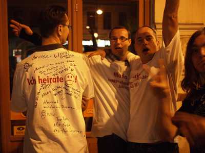 Lustige T-Shirts geh&ouml;ren zum Jungesellenabschied