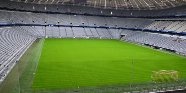 In den deutschen Fußballstadien könnte es im Sommer 2024 ein neues Sommermärchen geben.